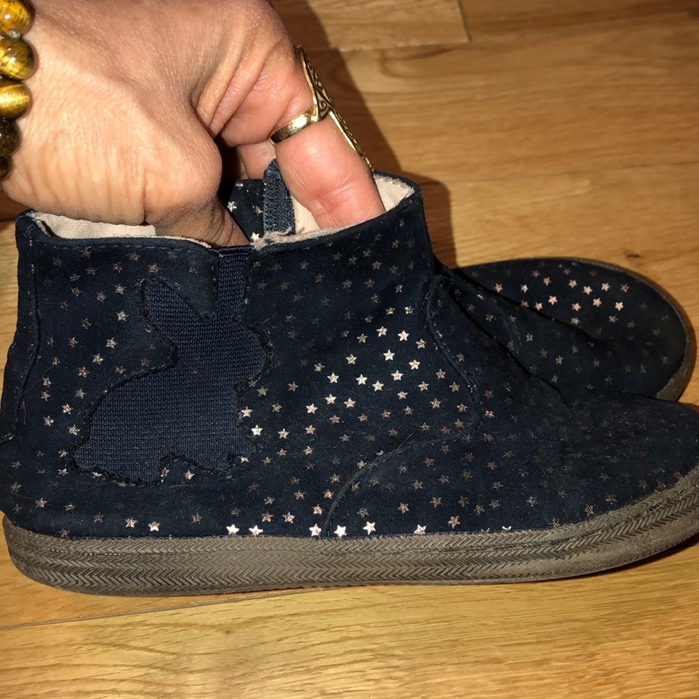 Cute girls boots